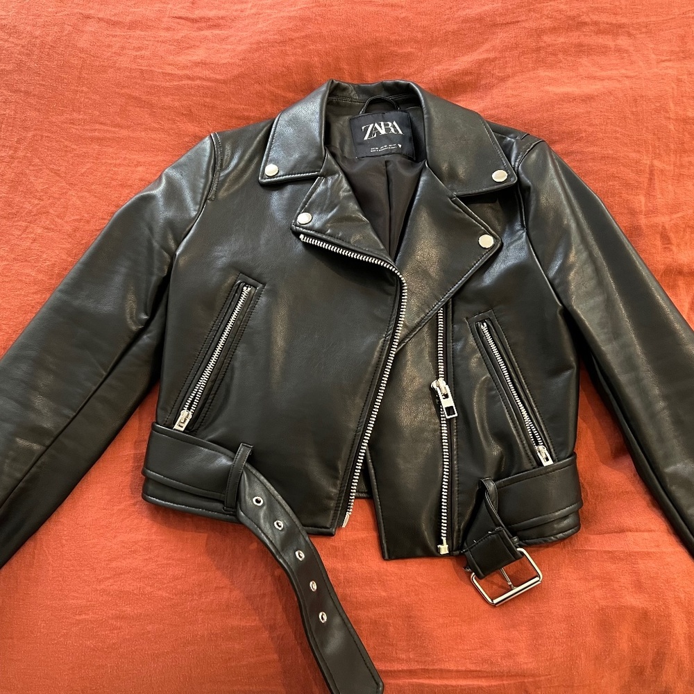 Zara black faux leather crop jacket XS